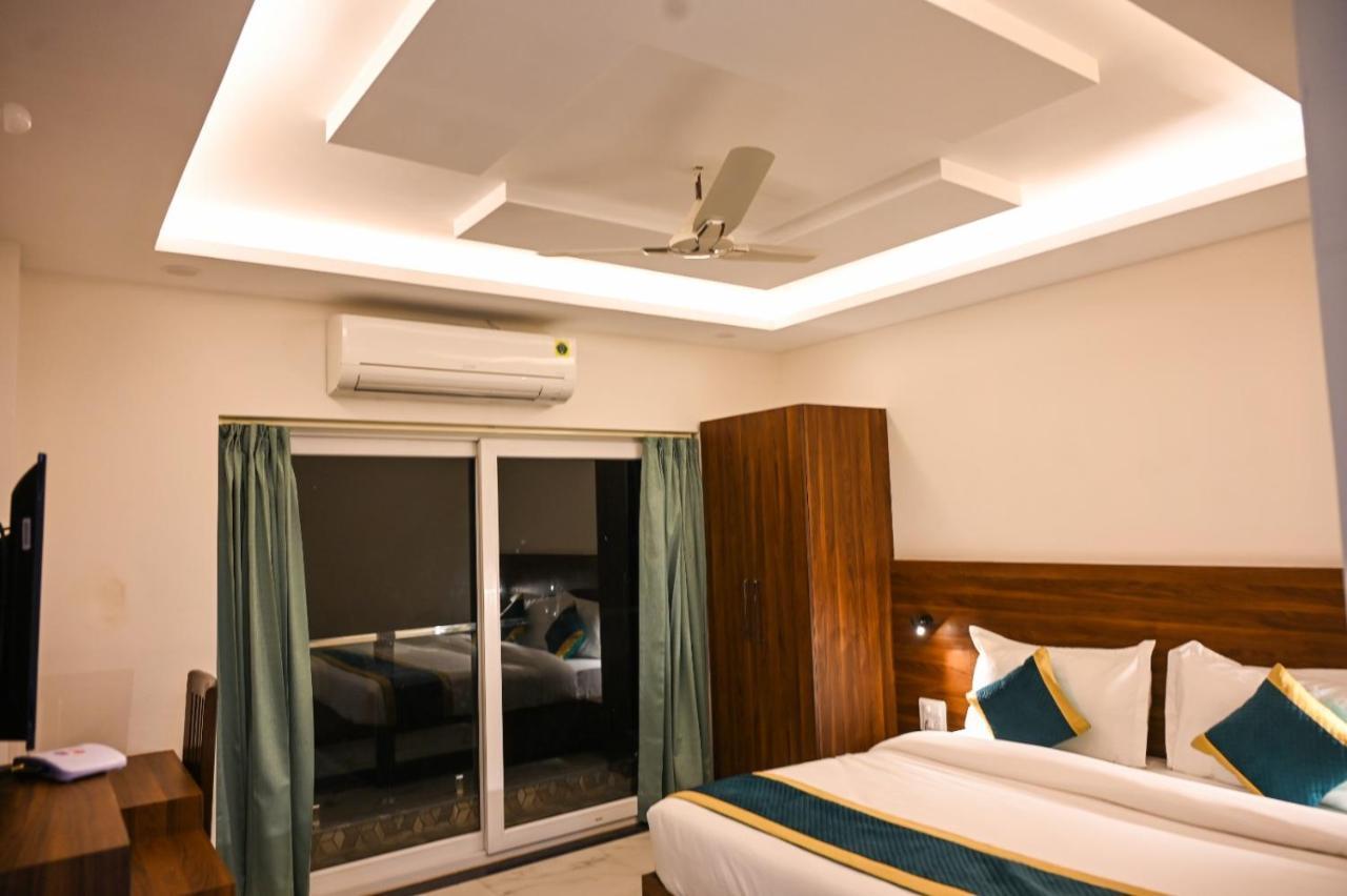 Hotel 7 Heaven Dehradun Exterior photo